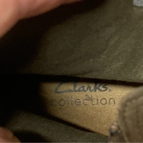 Clarks Women's Calla Green Suede Size 8 Ankle Boots Buckle Side Zip - Picture 13 of 14